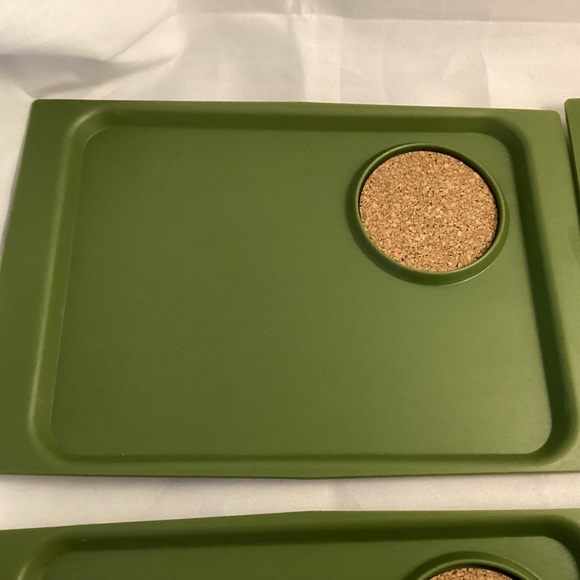 Vintage Acca Ware David Douglas Set of Avocado Green Plates Trays With Cork - Picture 3 of 14